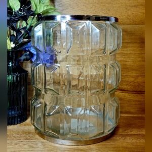 B&BW Block Bubble Glass 3-Wick Luminary Candle Holder with Silver Accents